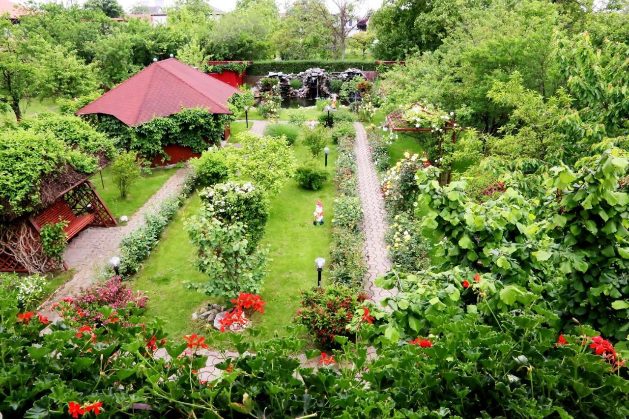 Pension Delia Gardens Timisoara Ngoại thất bức ảnh